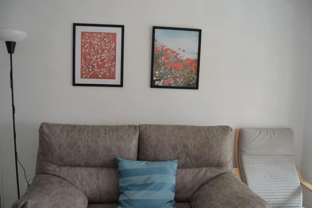 Appartement Cozy And Well Connected