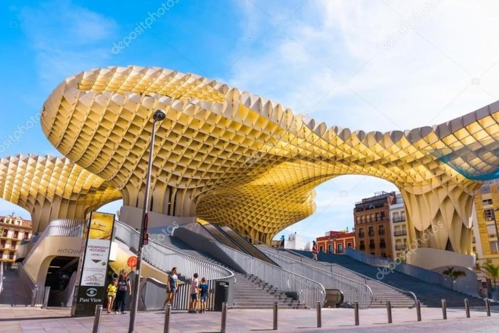 Cozy And Well Connected Apartment Seville